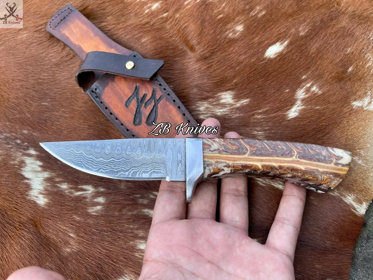 Urbanedge Damascus Steel Skinning Knife - Handmade Full Tang, 7.25-inch main image 0