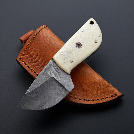 5.75"inches HAND FORGED Full Tang Damascus Steel Skinning Knife + Leather Sheath