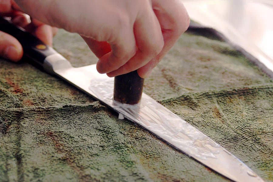How Should I Store and Treat My Knife? – ZB Knives Store Guide