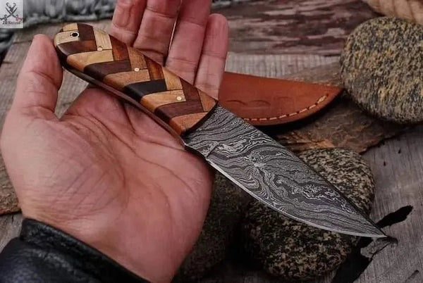 7.5" HAND FORGED Full Tang Damascus Steel Skinning knife + Leather Sheath - ZB Knives Store