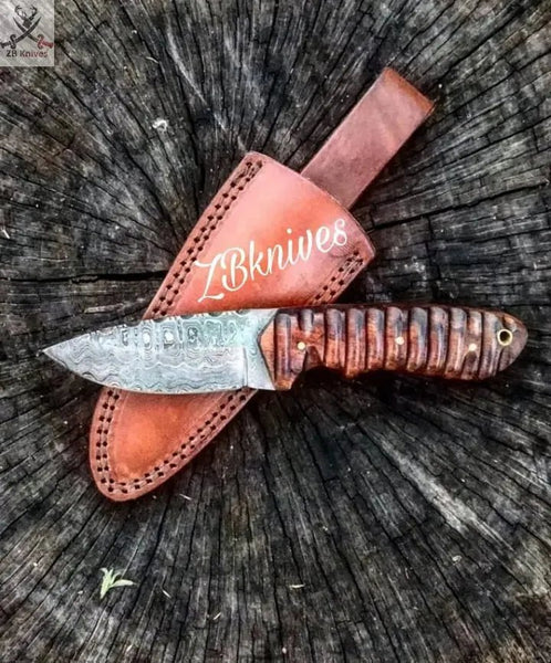 8.5" inches HAND FORGED Full Tang Damascus Steel Hunting Skinning Knife + leather sheath - ZB Knives Store