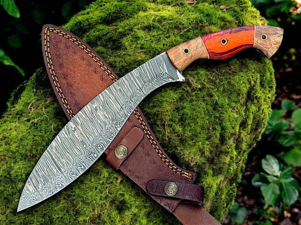 Handcrafted Best Kukri Knife – 15" Damascus Steel Blade